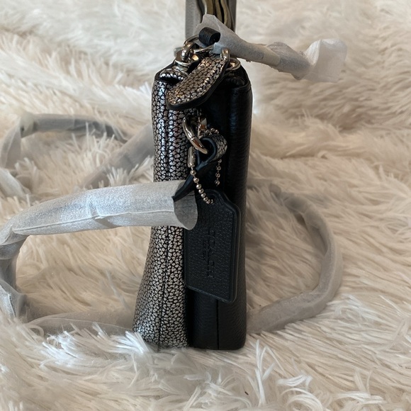 COACH CROSBY CROSSBODY IN BICOLOR LEATHER - Picture 7 of 9